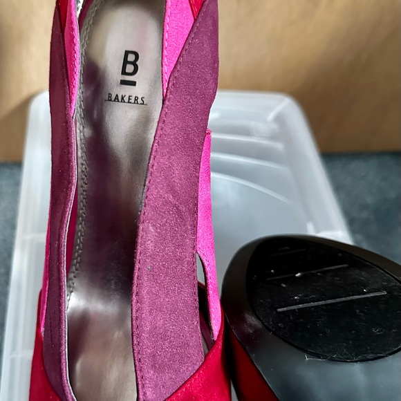 Beautiful Multicolored Retro 90’s Bakers Open Toe Heels Size 8 1/2 - Picture 3 of 3